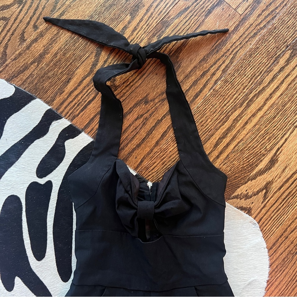 Betty Paige Black Halter Romper with Pockets - Picture 3 of 7